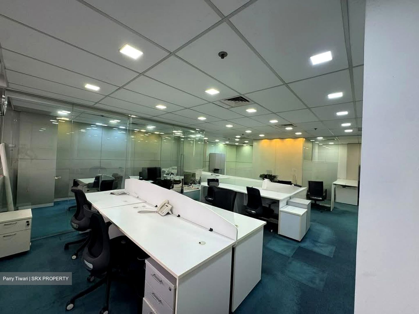 International Plaza (D2), Office #570954161